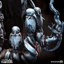 Load image into Gallery viewer, Harpy Magravine | The Wilds | Bestiarum | Miniatures D&amp;D Wargaming DnD