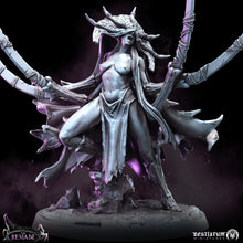 Load image into Gallery viewer, Bladeswarm Remade Elf | The Remade | Bestiarum | Miniatures D&amp;D Wargaming DnD