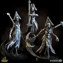 Load image into Gallery viewer, Harvesters | Eternal Legions | Bestiarum | Miniatures D&amp;D Wargaming DnD