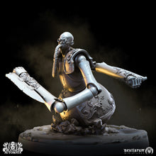 Load image into Gallery viewer, Ixtractia Servitors | Blessed Automata | Bestiarum | Miniatures D&amp;D Wargaming DnD