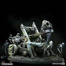 Load image into Gallery viewer, Carrion Mangonel | Deadmire | Bestiarum | Miniatures D&amp;D Wargaming DnD