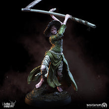 Load image into Gallery viewer, Crazed Scyther | Dark Forest | Bestiarum | Miniatures D&amp;D Wargaming DnD