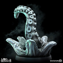 Load image into Gallery viewer, Rising Tentacles | The N&#39;Gorroth | Bestiarum | Miniatures D&amp;D Wargaming DnD