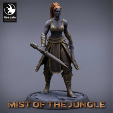 Load image into Gallery viewer, Amazon Heavy Soldier With Dagger - Walk - Mist of the Jungle -Rescale Miniatures - Wargaming D&amp;D DnD