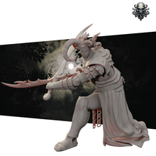 Load image into Gallery viewer, Horned Knight - Realsteone - Terrain Wargaming D&amp;D DnD 32mm 40mm 54mm