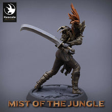Load image into Gallery viewer, Amazon Light Soldier With Sword - Attack - Mist of the Jungle - Rescale Miniatures - Wargaming D&amp;D DnD