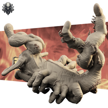Load image into Gallery viewer, Mater, Ring Finger - Realsteone - Terrain Wargaming D&amp;D DnD 32mm 40mm 54mm
