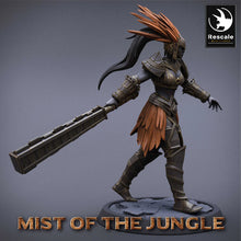 Load image into Gallery viewer, Amazon Heavy Soldier With Mace - Attack - Mist of the Jungle - Rescale Miniatures - Wargaming D&amp;D DnD