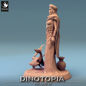 Discuss Woman - Dinotopia - Rescale Miniatures - Wargaming D&D DnD