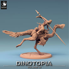 Load image into Gallery viewer, Oviraptor - Sprint With Rider - Dinotopia - Rescale Miniatures - Wargaming D&amp;D DnD