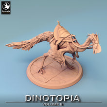 Load image into Gallery viewer, Oviraptor - Stare With Saddle - Dinotopia - Rescale Miniatures - Wargaming D&amp;D DnD