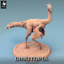 Load image into Gallery viewer, Oviraptor - Walk Wild - Dinotopia - Rescale Miniatures - Wargaming D&amp;D DnD