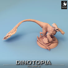Load image into Gallery viewer, Pyroraptor - Wild Sand - Dinotopia - Rescale Miniatures - Wargaming D&amp;D DnD