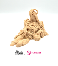 Load image into Gallery viewer, Statue of the Fallen Goddess - 3DHexes Wargaming Terrain D&amp;D DnD