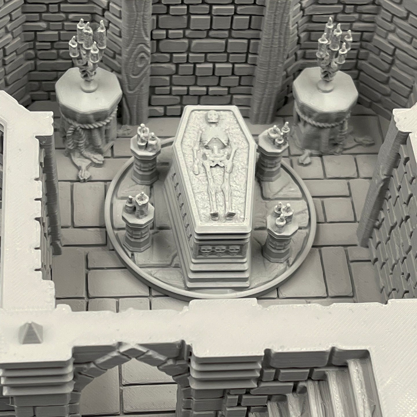 Tomb with Skeleton - Trifolium Estate - Antigone Miniatures - Wargaming D&D DnD, 28mm, 32mm, 40mm, 54mm