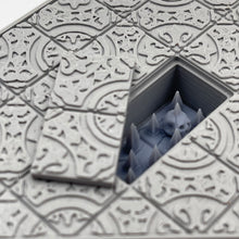 Load image into Gallery viewer, Traps - Trifolium Estate - Antigone Miniatures - Wargaming D&amp;D DnD, 28mm, 32mm, 40mm, 54mm, 75mm, 100mm, 125mm