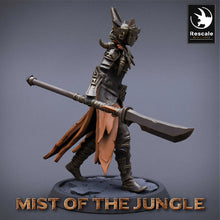 Load image into Gallery viewer, Amazon Light Soldier With Spear - Walk - Mist of the Jungle - Rescale Miniatures - Wargaming D&amp;D DnD