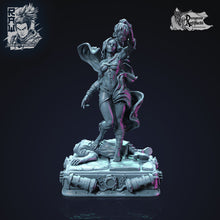 Load image into Gallery viewer, Nenia Rising - The Bride of Frankenstein - Ronin Arts Workshop, Wargaming, D&amp;D, DnD, TRPG