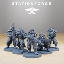Load image into Gallery viewer, Scavenger Tinkers - StationForge - Wargaming D&amp;D DnD