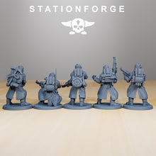 Load image into Gallery viewer, Scavenger Tinkers - StationForge - Wargaming D&amp;D DnD