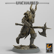 Load image into Gallery viewer, Olaf&#39;s Light Soldier with Great Axe - Run - Unchained - Lord of the Print - Wargaming D&amp;D DnD