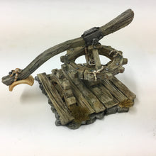 Load image into Gallery viewer, Water Pump 28mm 32mm Wightwood Abbey Wargaming Terrain D&amp;D, DnD