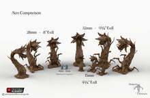 Load image into Gallery viewer, Ravenous Hunters - 28mm 32mm Brave New Worlds New Eden Terrain Scatter D&amp;D DnD