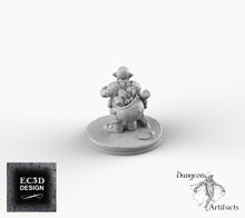 Load image into Gallery viewer, Deep Gnome Miner - EC3D Skyless Realms Wargaming Miniatures D&amp;D DnD Svirfneblin