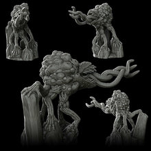 Load image into Gallery viewer, Toungetier - Tonguetier - Toueng Tire - Tongs Tryer - Wargaming Miniatures Monster Rocket Pig Games D&amp;D DnD