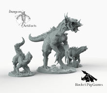 Load image into Gallery viewer, Indominator Matriarch with Younglings - Wargaming Miniatures Monster Rocket Pig Games D&amp;D DnD