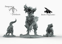 Load image into Gallery viewer, Indominator Matriarch with Younglings - Wargaming Miniatures Monster Rocket Pig Games D&amp;D DnD
