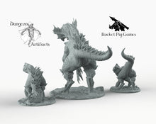 Load image into Gallery viewer, Indominator Matriarch with Younglings - Wargaming Miniatures Monster Rocket Pig Games D&amp;D DnD