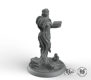 Female Sorcerer - Flesh of Gods Miniatures Wargaming D&D DnD A Cult of Mortality