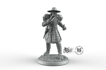 Load image into Gallery viewer, Sir Freddy of Elm Street - Flesh of Gods Miniatures Wargaming D&amp;D DnD Hallowed Be They Evil Halloween Special