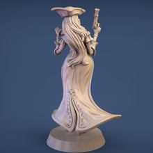 Load image into Gallery viewer, Anne the Pirate Captain - Nerikson - Wargaming D&amp;D DnD
